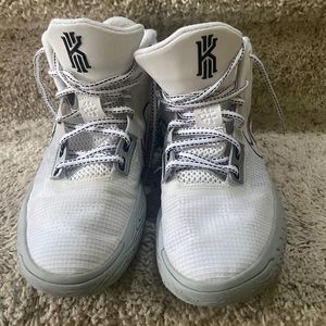 Nike Kyrie Fly Trap 4 Men’s Shoes